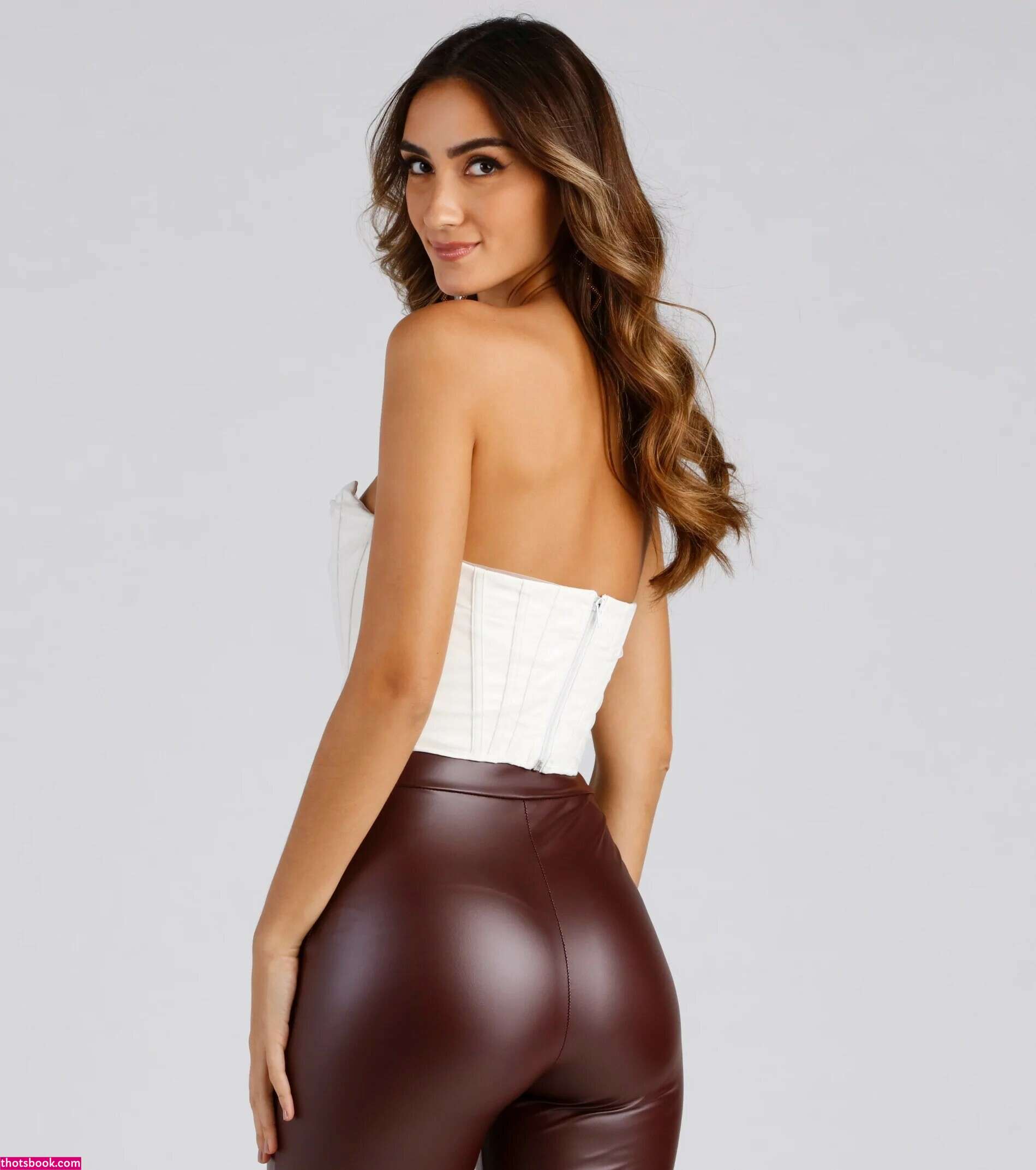 Priscilla Ricart Photo #124