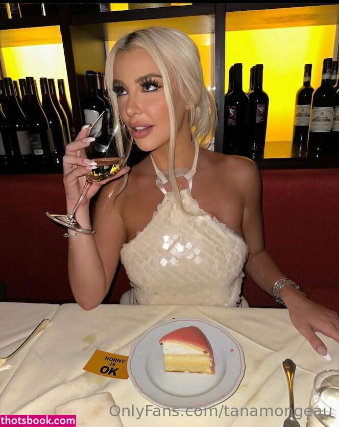 Tana Mongeau Photo #141