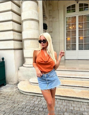 Tana Mongeau Photo #159