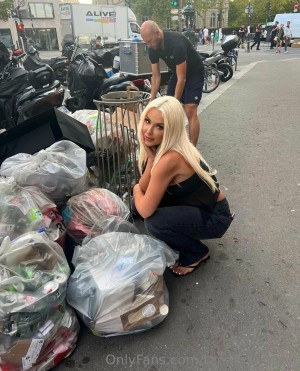 Tana Mongeau Photo #168