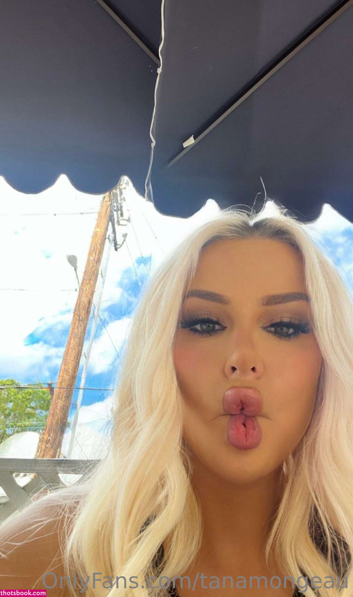 Tana Mongeau Photo #182