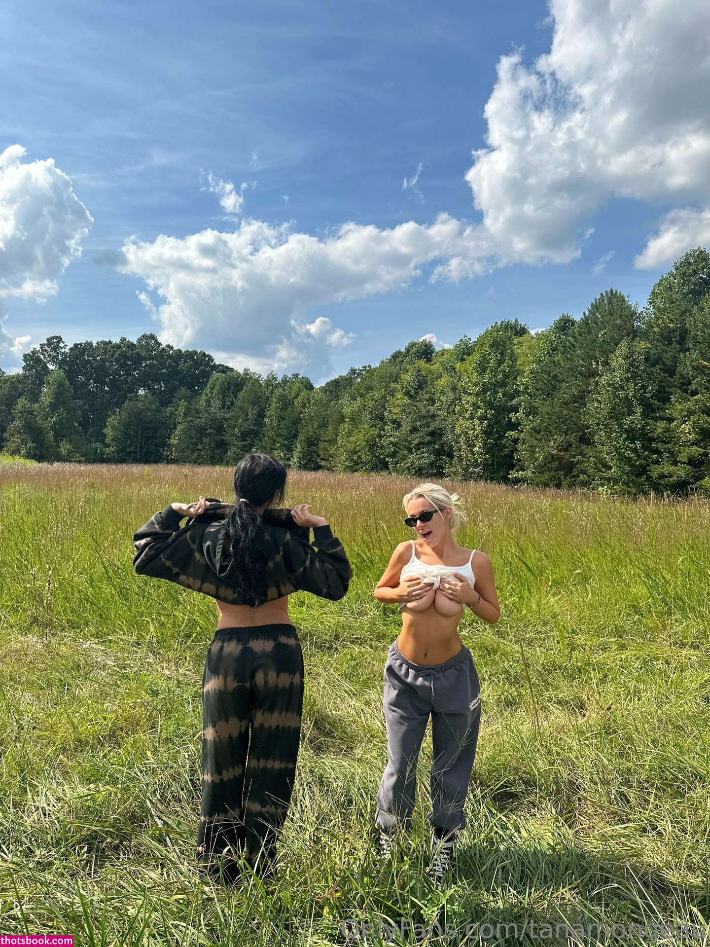 Tana Mongeau Photo #213