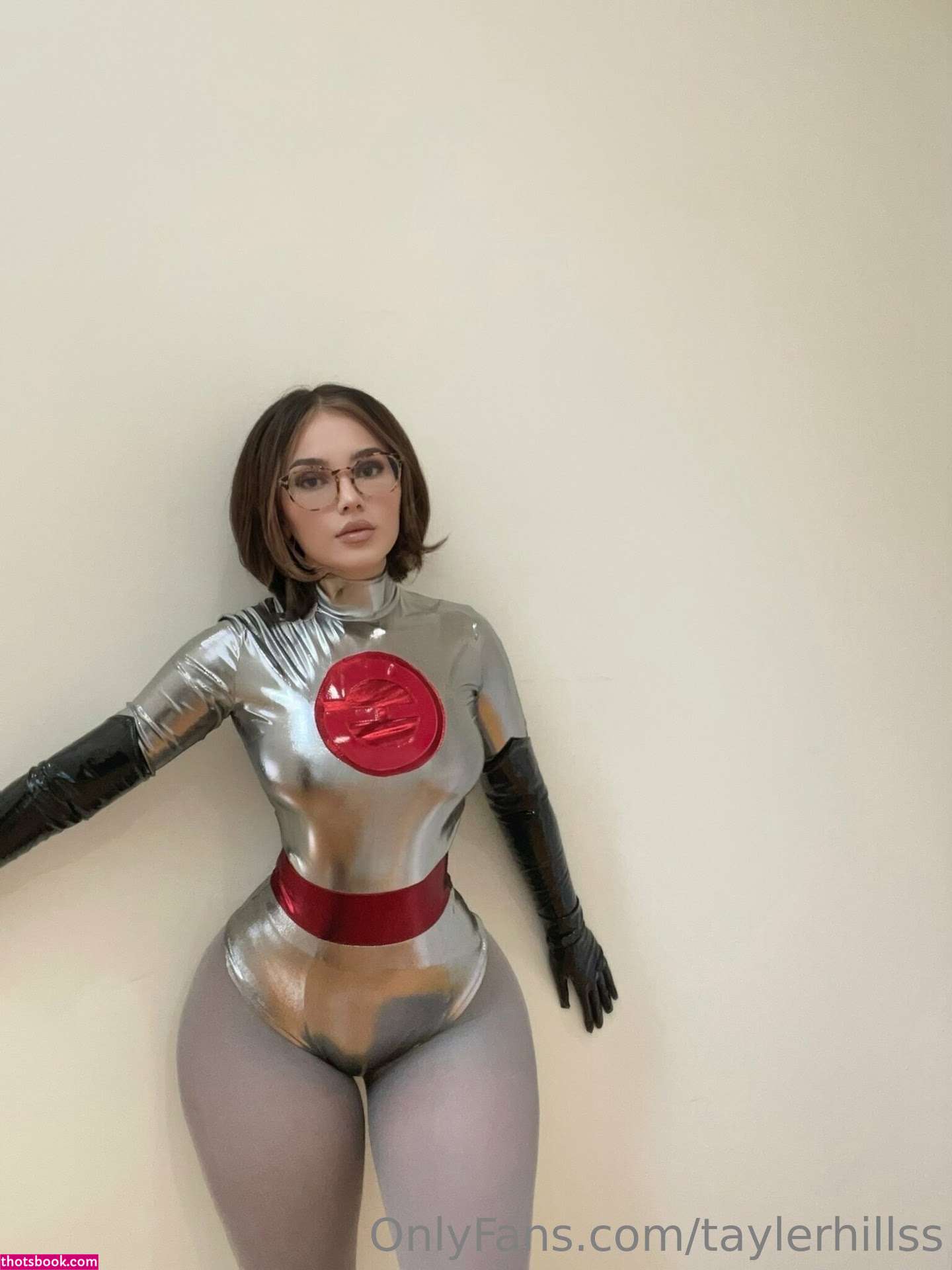 Tayler Hills Photo #256