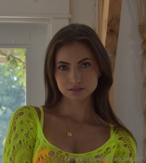 Anna Louise Photo #287