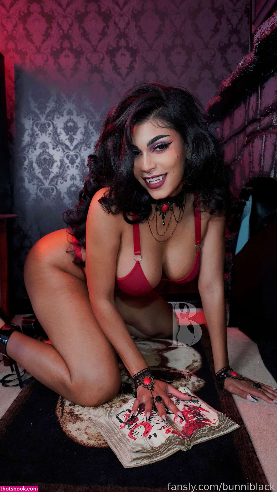 Bunni Black Photo #128