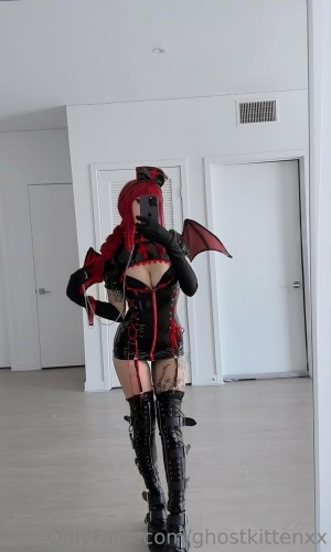 ghostkittenxx Photo #117