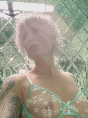 Comicbookgirl19 Photo #6