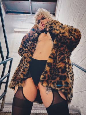 Comicbookgirl19 Photo #23