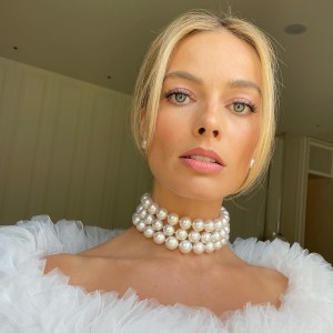 Margot Robbie Post #2