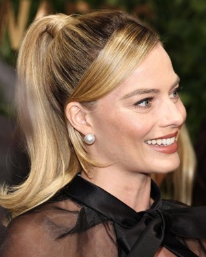 Margot Robbie Photo #87