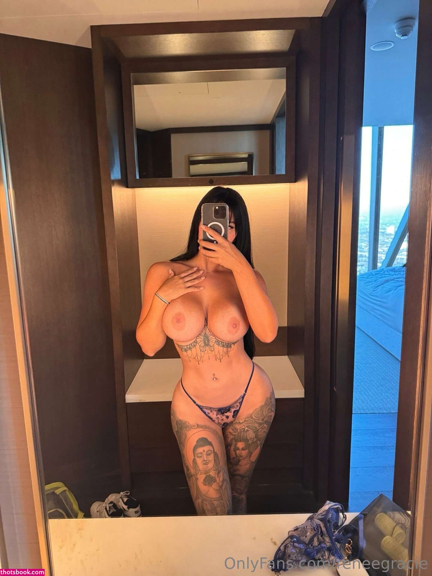 Renee Gracie Photo #196