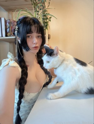 Alina Becker Photo #941