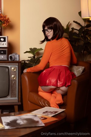 Emily Bloom Photo #260