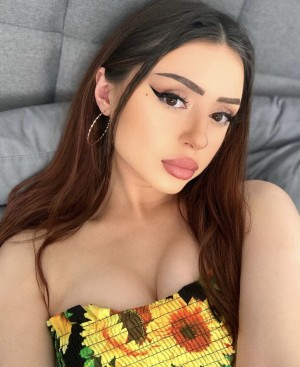 Angelmelly Photo #97