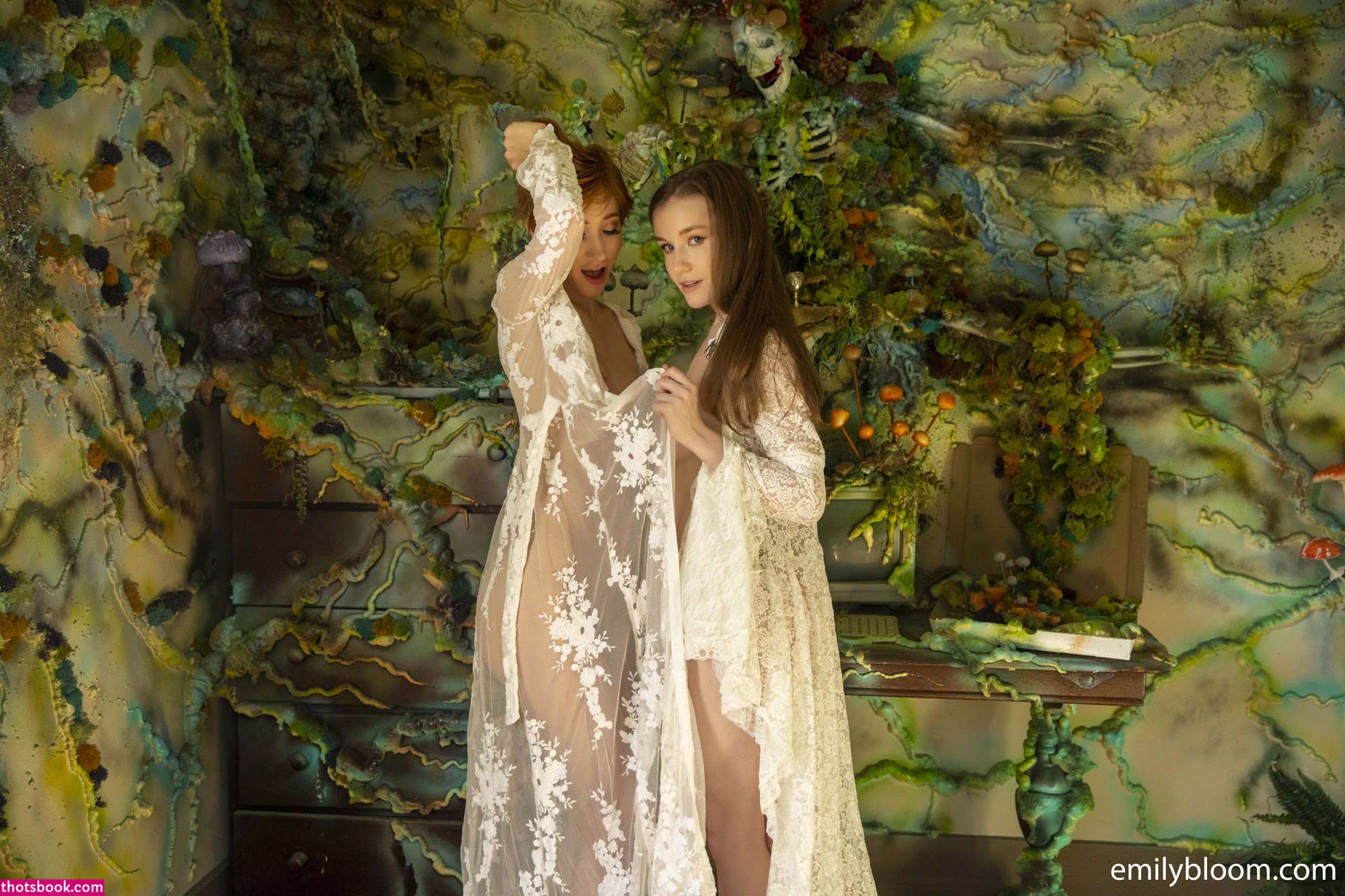 Emily Bloom Photo #296