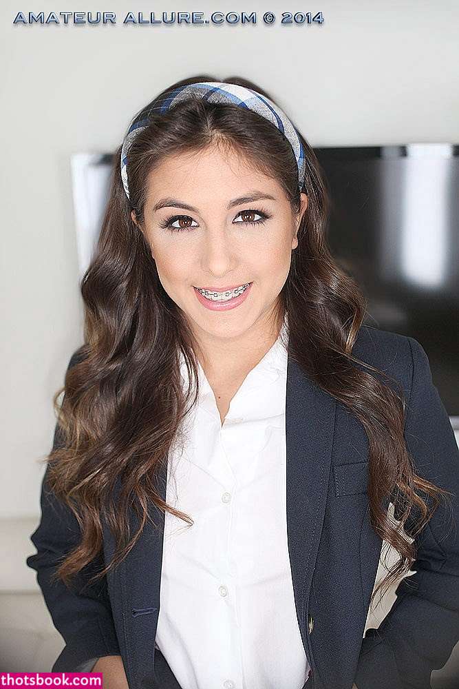 Natalie Monroe Photo #139