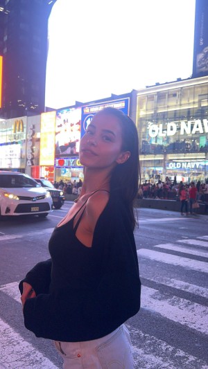 Lea Elui Photo #14