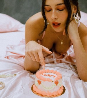 Elsie Hewitt Photo #64