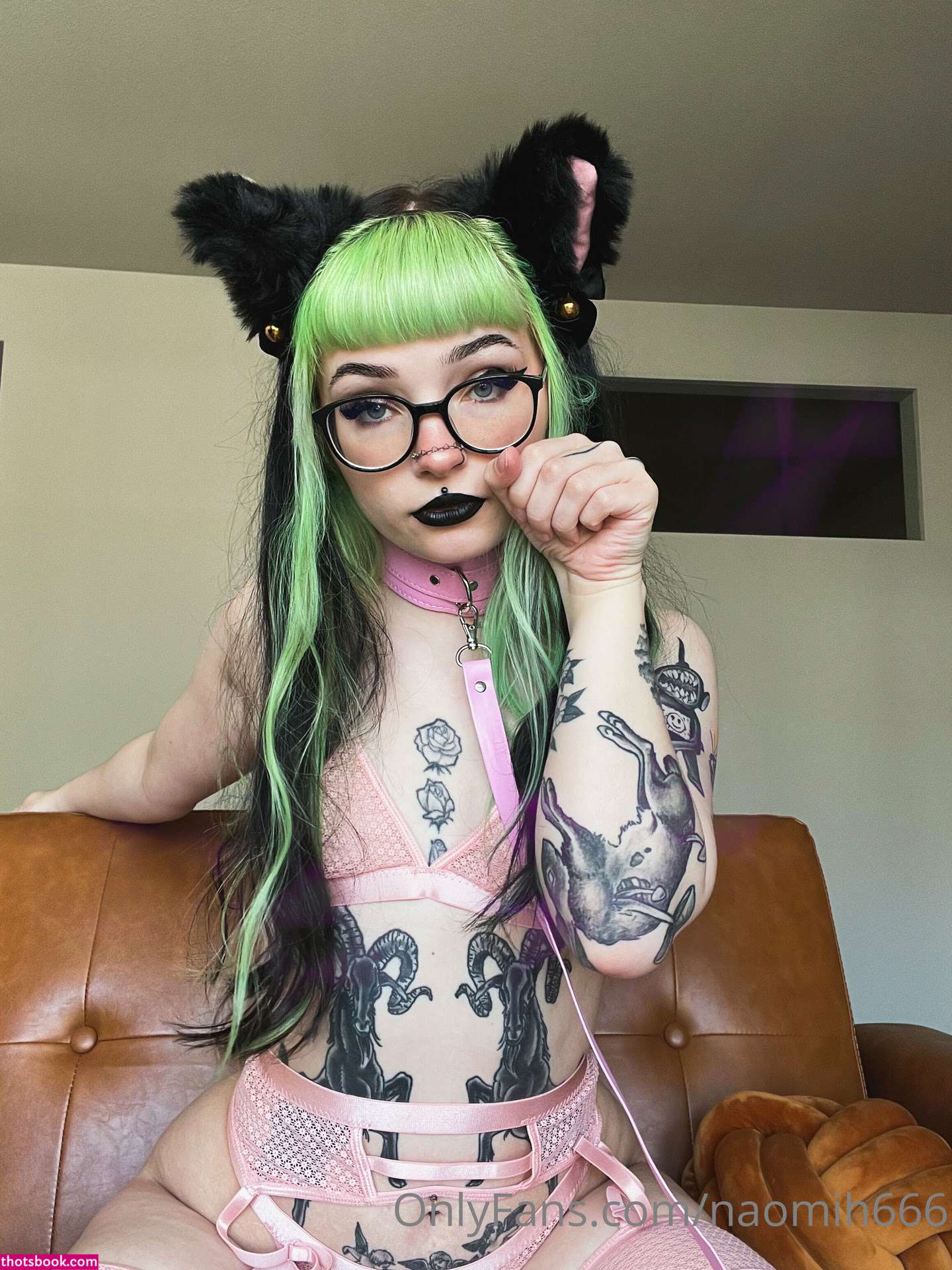 Naomih666 Photo #180