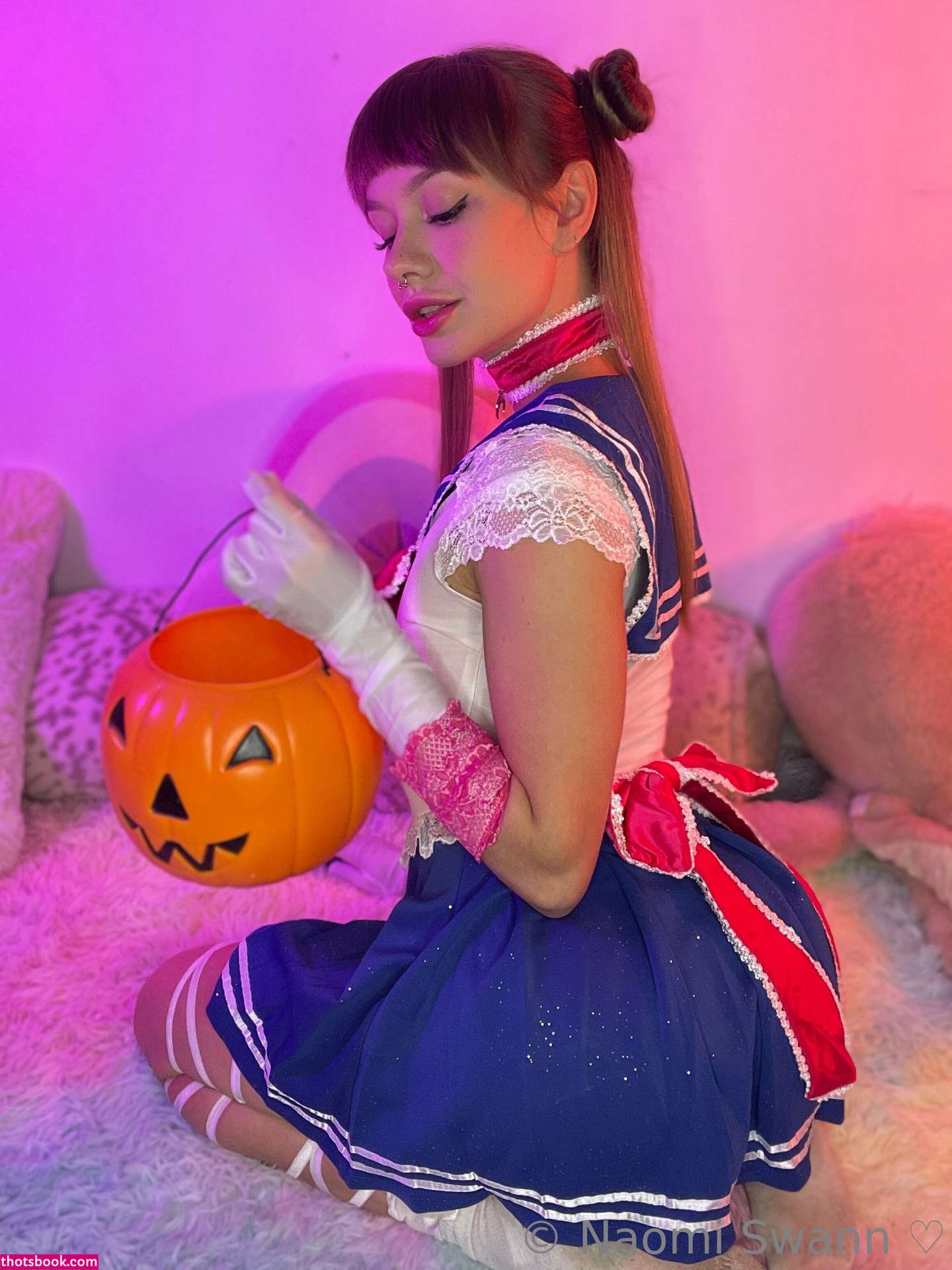 Naomi Swann Photo #51