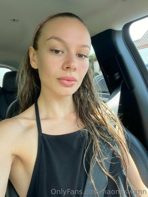 Naomi Swann Photo #48