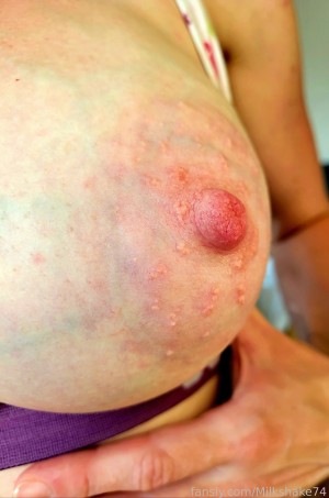 Simonnettamilk Photo #1