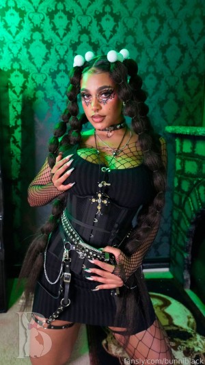 Bunni Black Photo #550