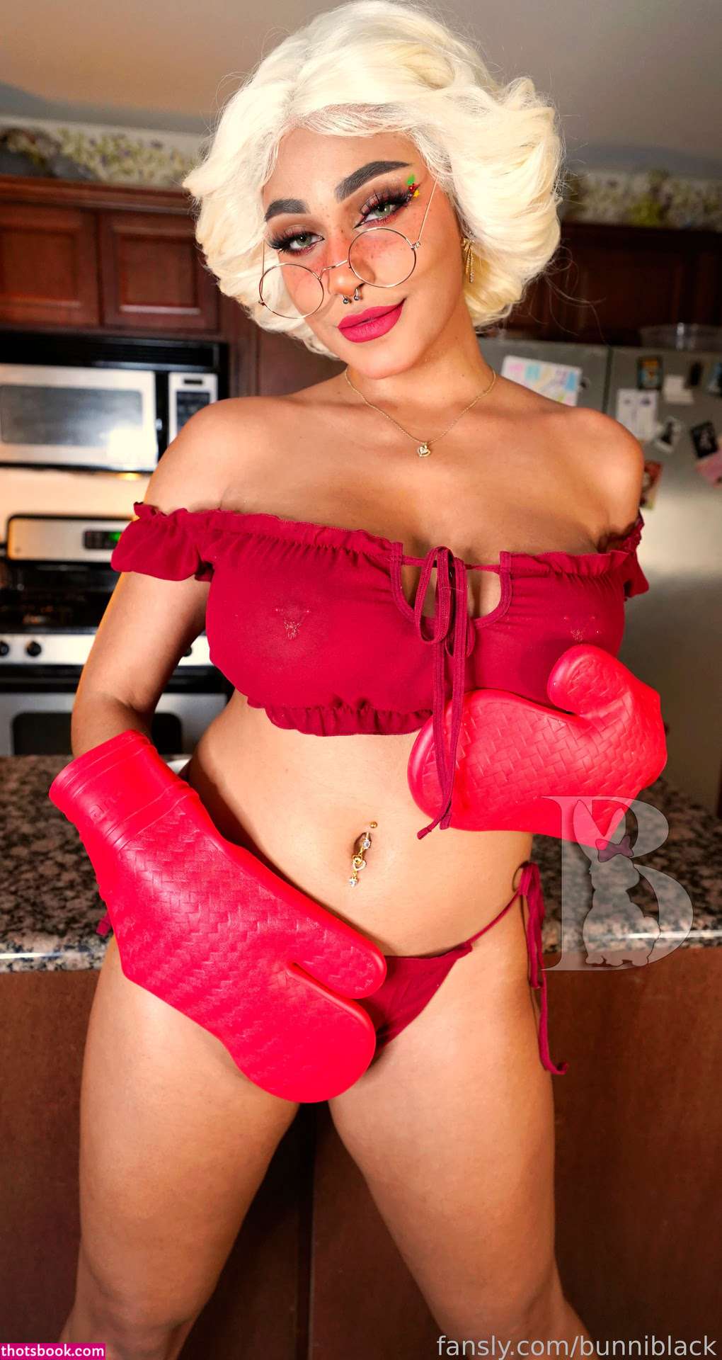 Bunni Black Photo #716