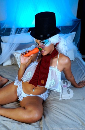 Bunni Black Photo #782