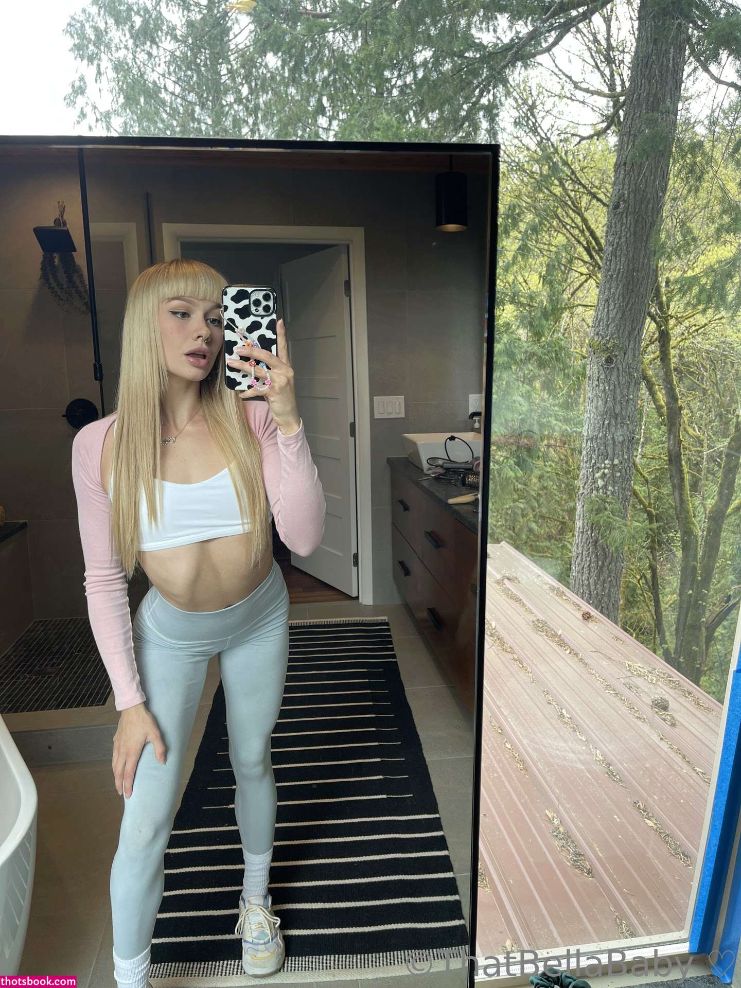 Naomi Swann Photo #103