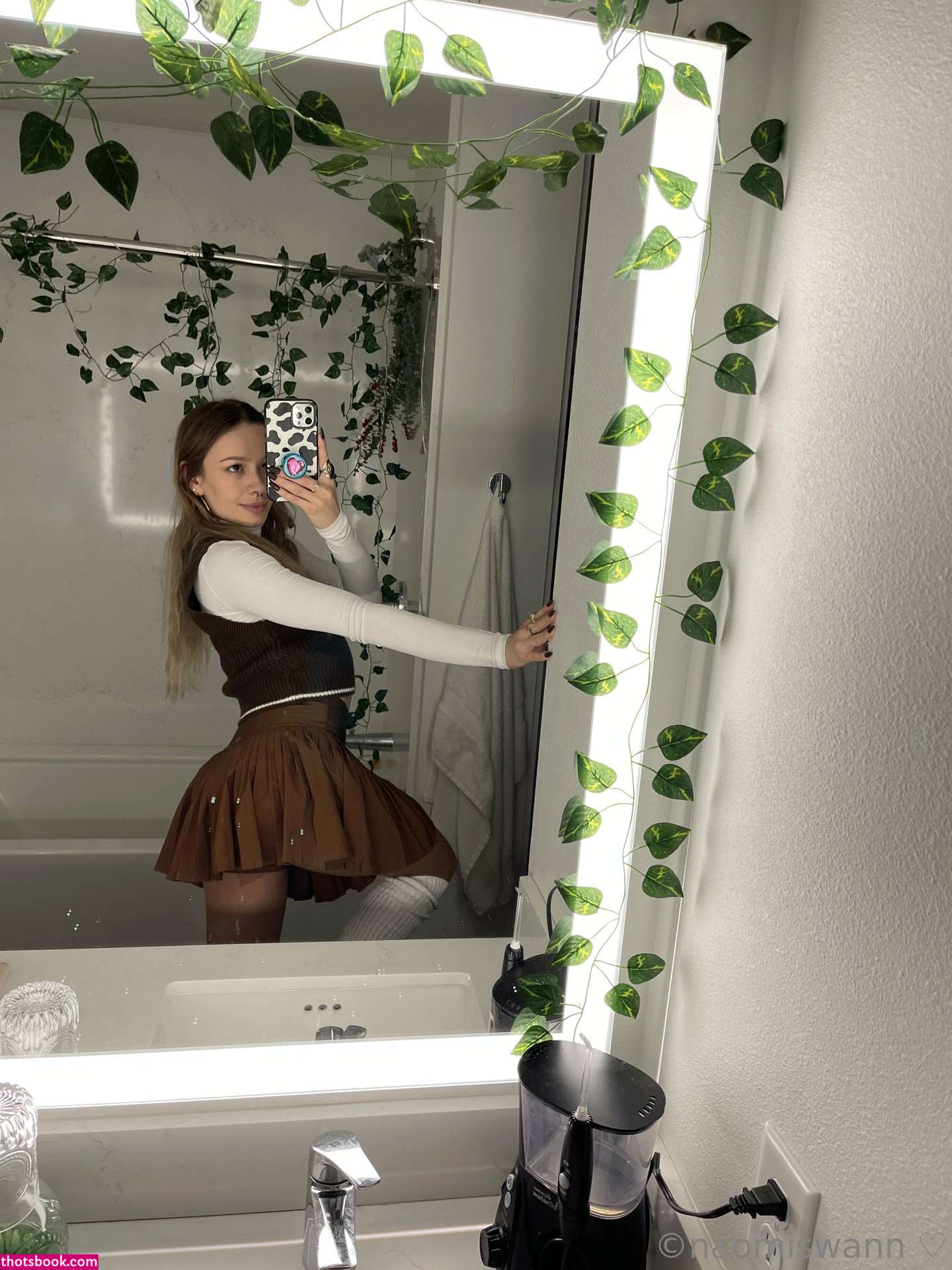 Naomi Swann Photo #143