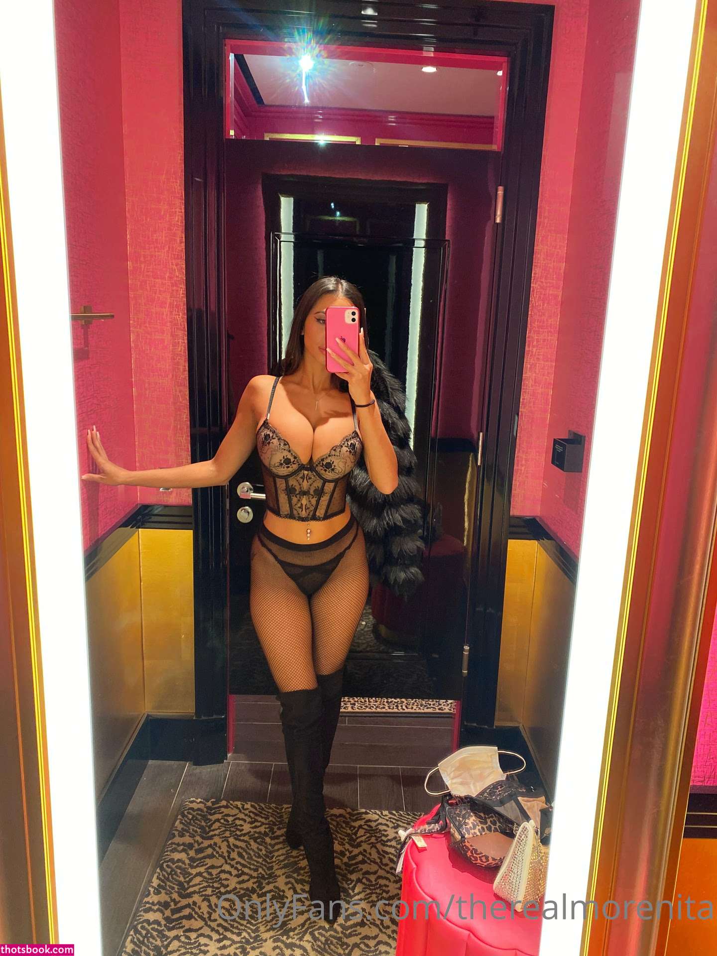 Sarasfamurri Photo #95