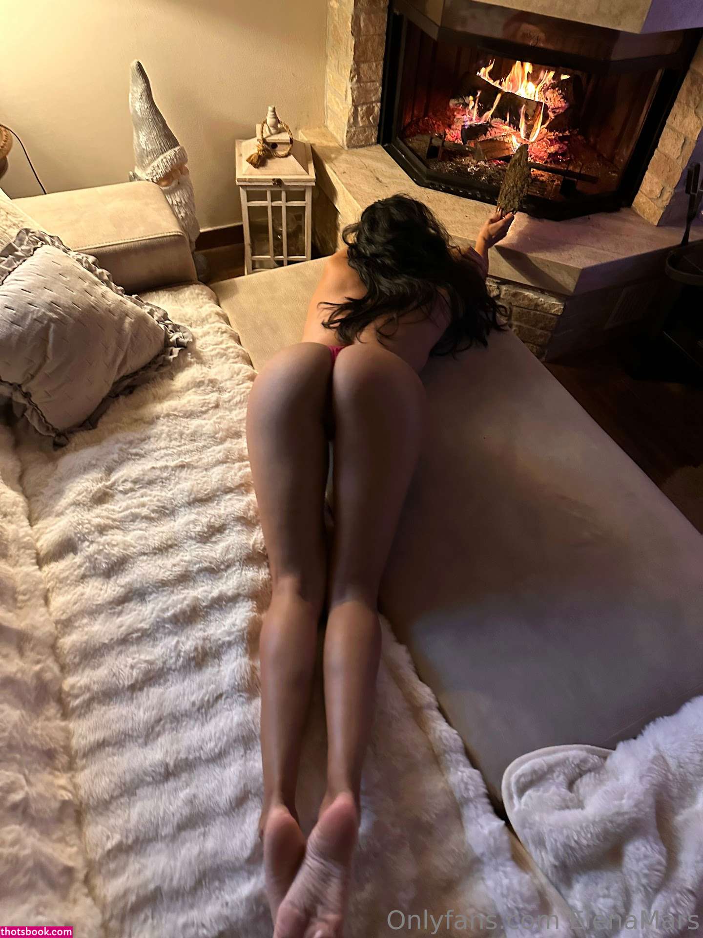 elenamarsofficial Photo #78