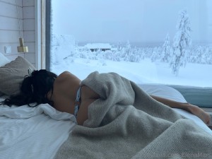 elenamarsofficial Photo #81