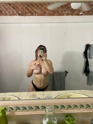 Aloeforthatburn Photo #121