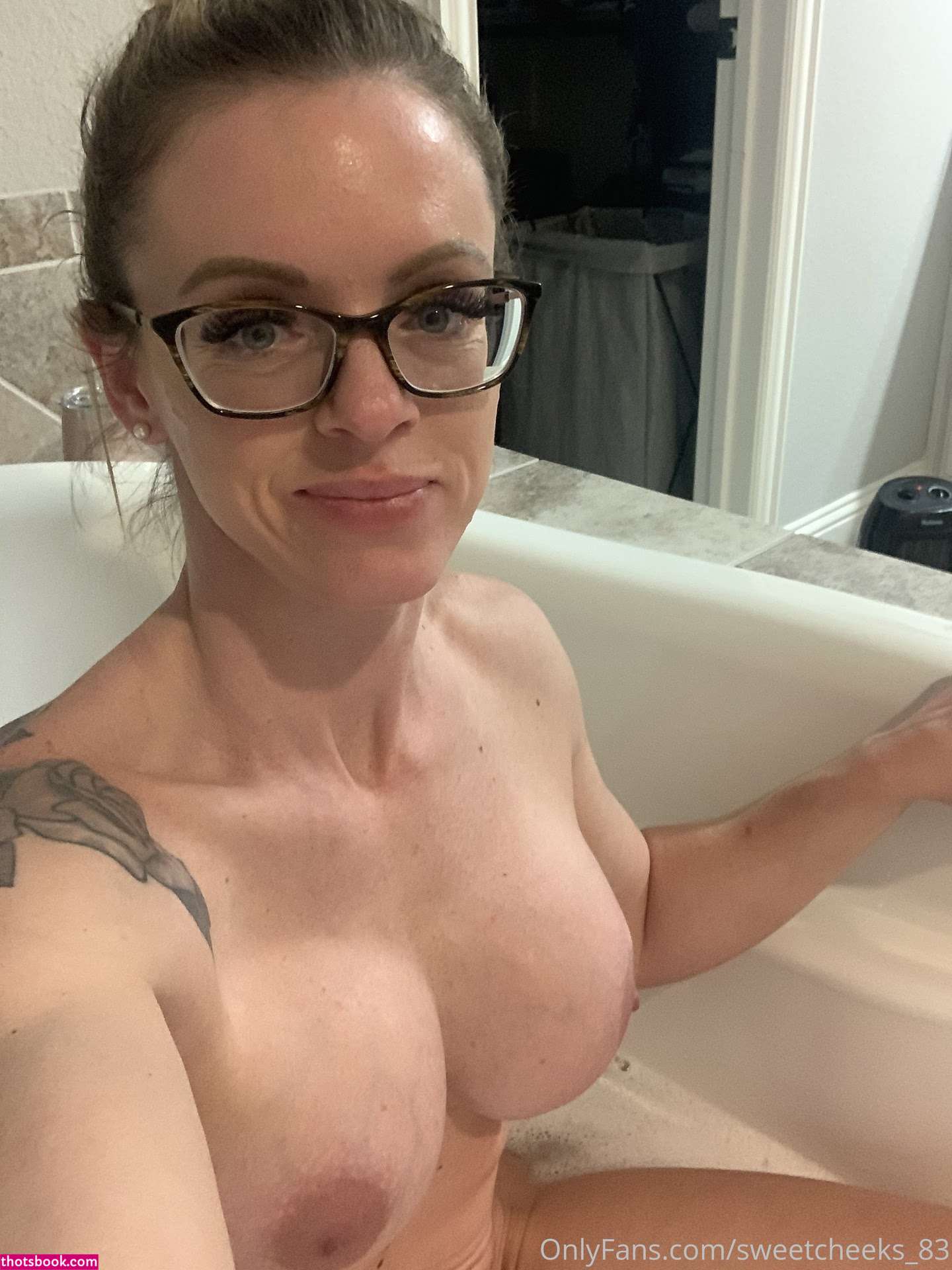 sweetcheeks83 Photo #171