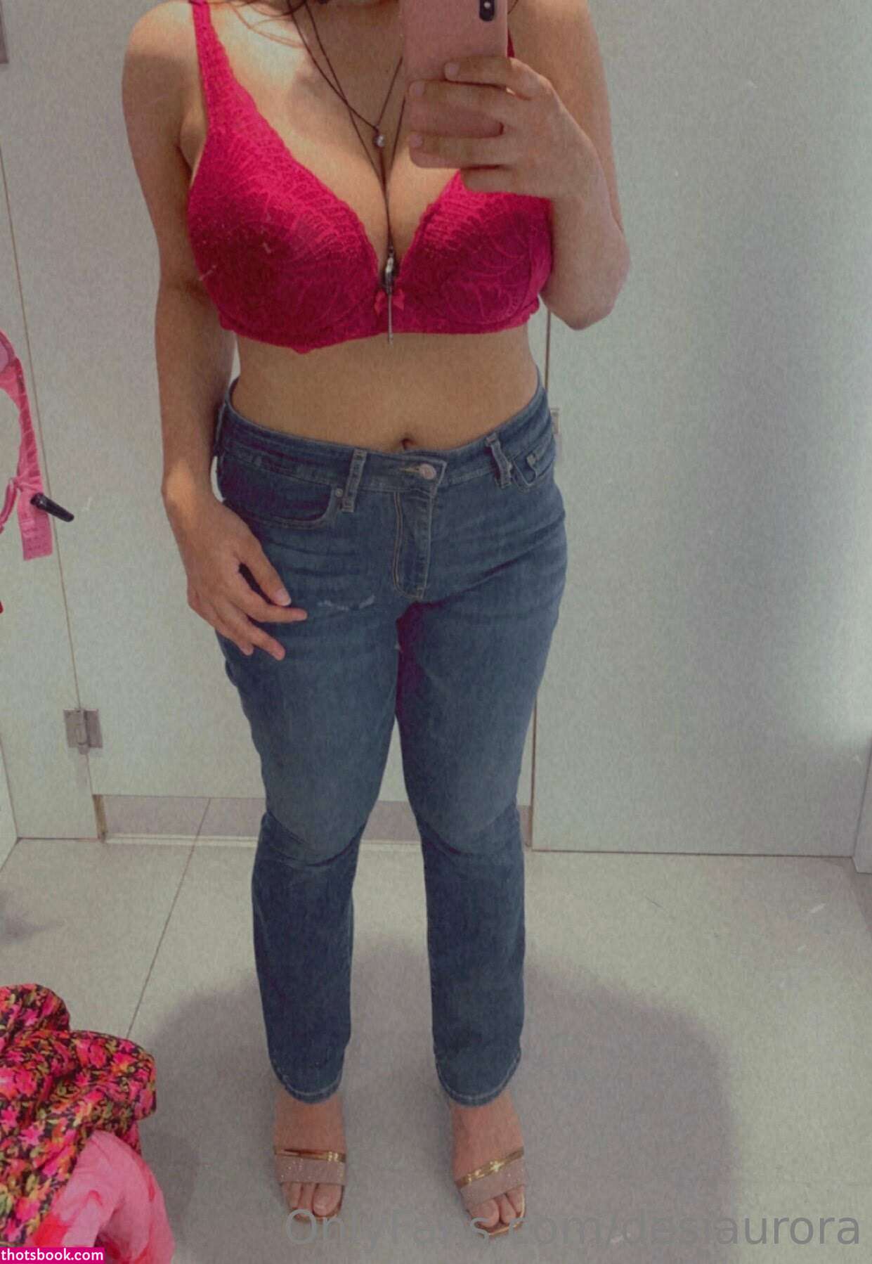 Desiaurora Photo #22