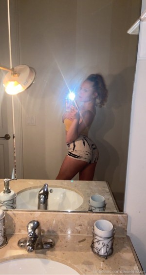 Evie Erikson Photo #9