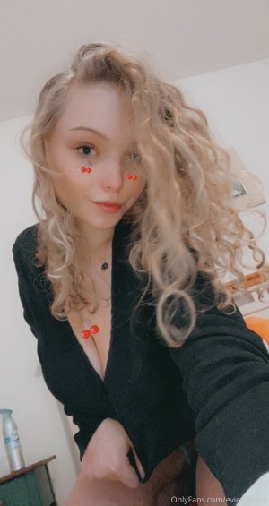 Evie Erikson Photo #47