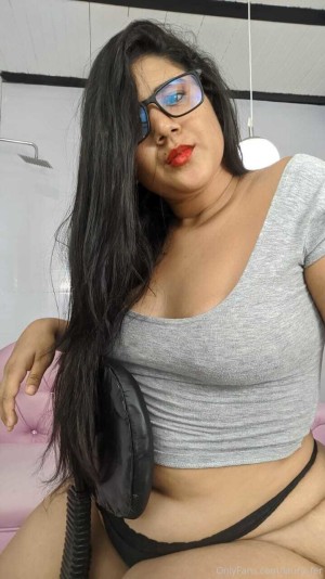 Laura Bernal Photo #103