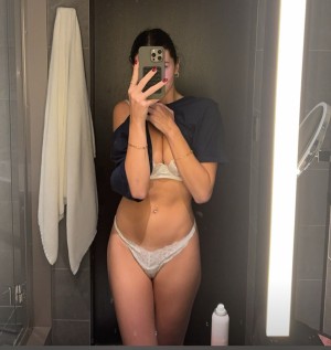 Ellie Vandeel Post #6