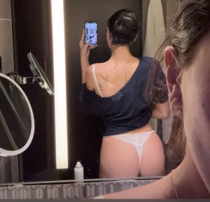 Ellie Vandeel Photo #41