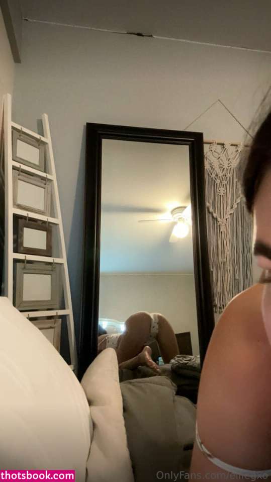 Ellie Vandeel Photo #56