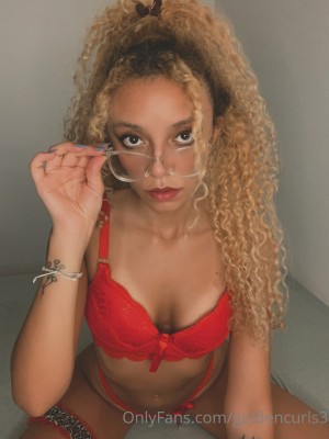 Goldencurls3 Photo #41