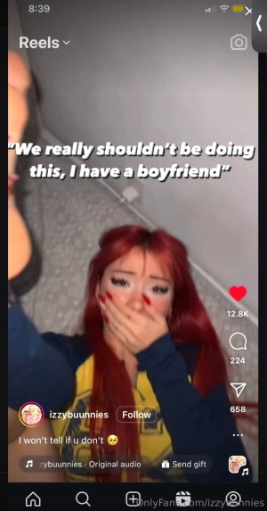 Izzybunnies Photo #1372