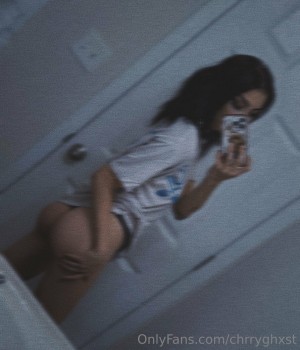 Hexdarling Photo #60