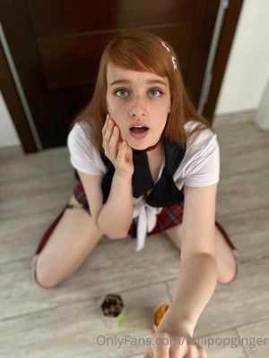 Lollipopginger Photo #77