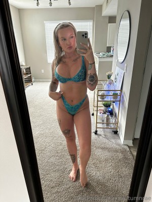 Autumn Rae Photo #40