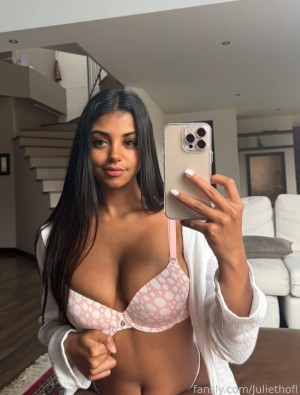 Juliethoflreal Photo #49