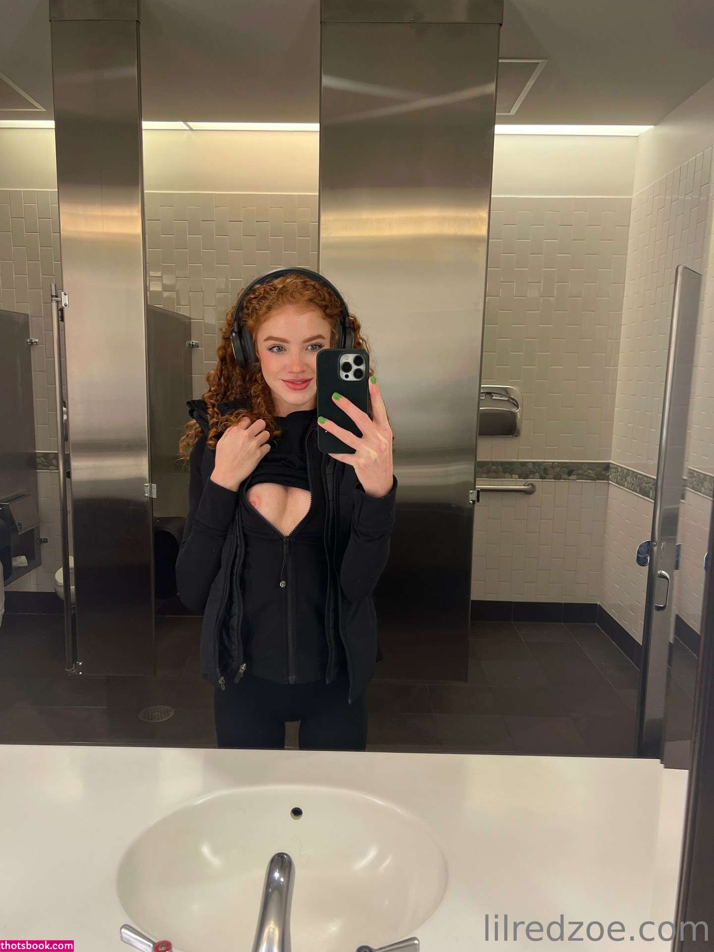 Zoe Canbebought Photo #207